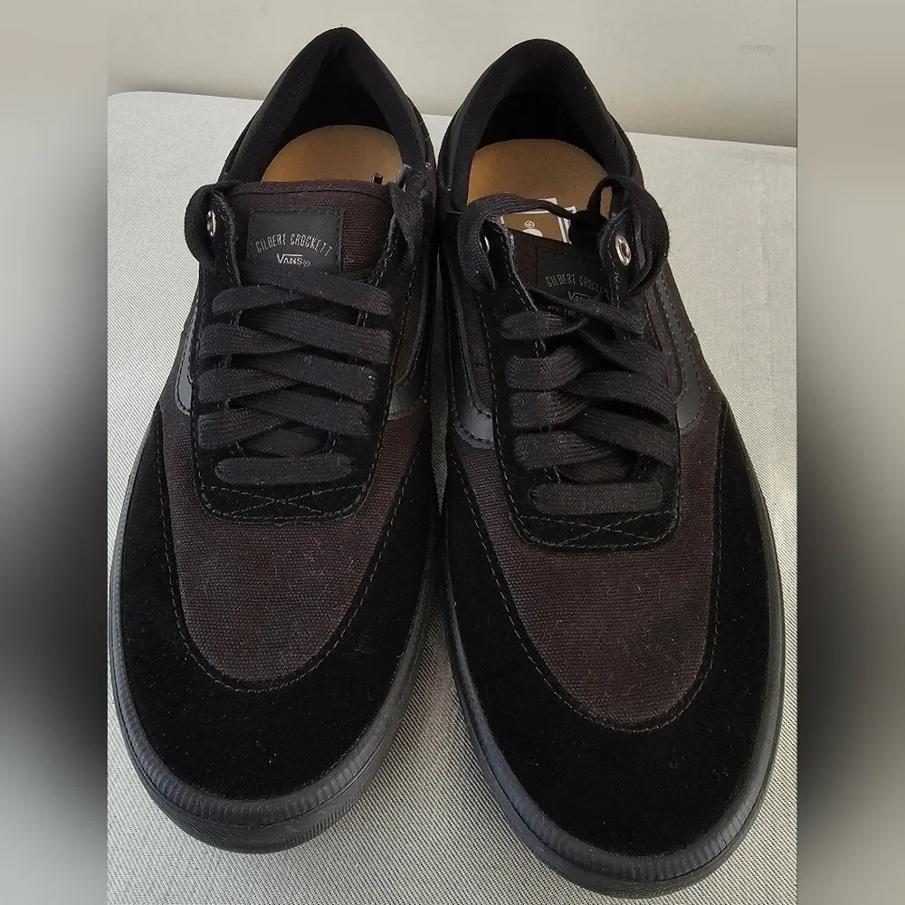 NWOB VANS Gilbert Crockett Pro Blackout Mens Lace Up Sneakers, Shoes